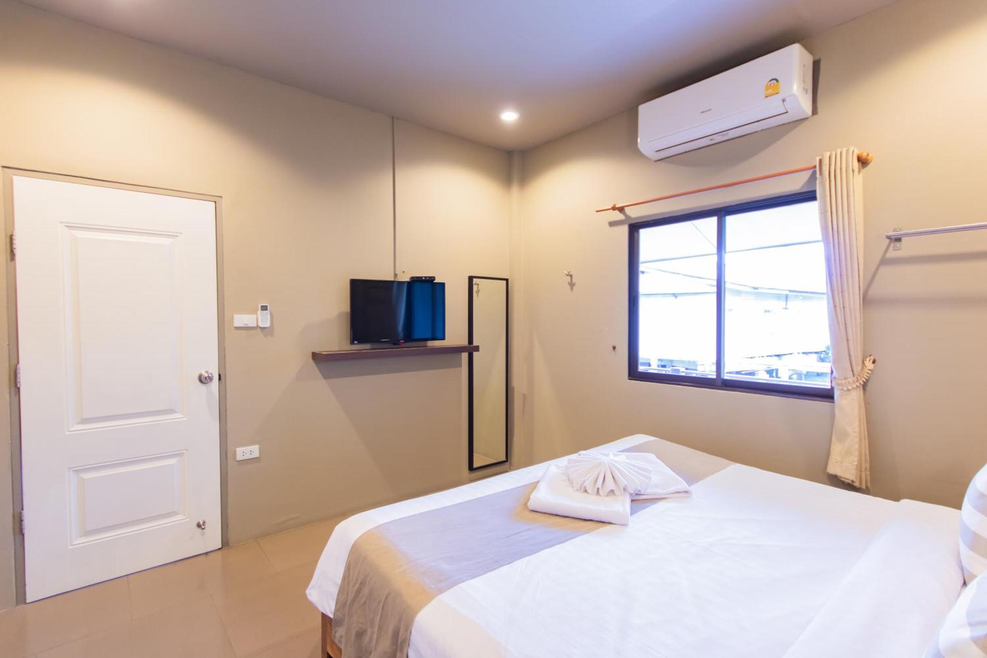 Baan Tah On The Sea Hotel Bang Sare Buitenkant foto